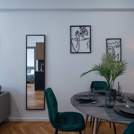 Athens Heart: Downtown Home Εξωτερικό φωτογραφία